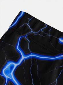 SHEIN Leap Crew 2pcs/Set Tween Boy Holiday Casual Lightning Bolt & Letter Graphic Long Sleeve T-Shirt And Skinny Shorts Swimwear Set, Suitable For Summer, Outdoor, Beach, Swimming - Blue - View 4