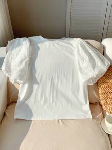 SHEIN EZwear Plus Size White Embroidered Loose T-Shirt, Fashionable For Summer
