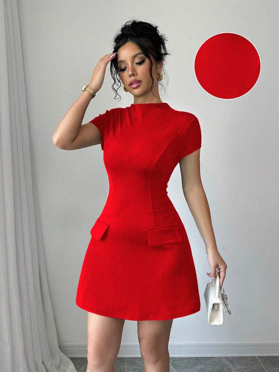 Selianne Vestido Curto Elegante Feminino de Manga Curta com Cintura Marcada na Cor Sólida Vermelha - Vermelho - Visão 1
