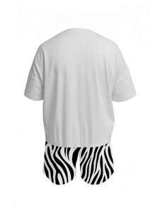 SHEIN Conjunto casual de 2 piezas de talla grande para mujer: Camiseta de manga corta y pantalones cortos con estampado de cebra - Blanco - Ver 2