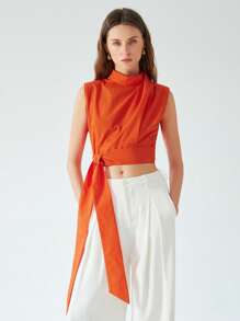 Aveloria Modichic 法式优雅高端时尚迷人立领不对称褶皱设计收腰无袖短款女式衬衫 - 橘色 - 查看 1