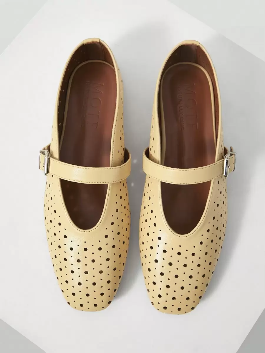 MOTF PREMIUM POINTELLE SQUARE TOE FLATS - Yellow - View 1