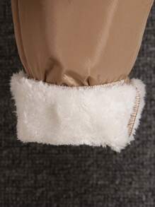 SHEIN Conjunto de 2 piezas para niños pequeños - Chaqueta cortaviento con capucha de caqui forrada térmicamente, diseño con cremallera, tela que no se arruga, puños elásticos, a prueba de viento y cálida; Pantalones casuales de caqui con bolsillos y cintura elástica, adecuados para uso casual en otoño e invierno