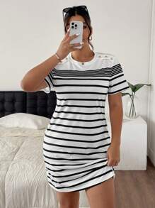 SHEIN Frenchy Vestido de moda sencillo de manga corta para talla grande, adecuado para el verano