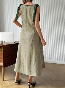 SHEIN Maternity Sleeveless Round Neck Tie-Decor Fitted Midi Dress - Green - View 2