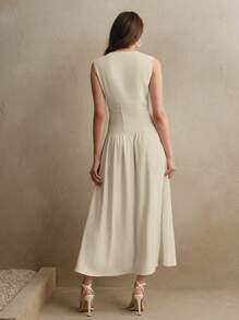 Anewsta Elegantes, minimalistisches ärmelloses Sommerkleid mit V-Ausschnitt und Taille, geeignet für Frauen bei Festivals, Old Money, Ausgang, Urlaub und als Brautjungfernkleid - Kamelfarben - Übersicht 2