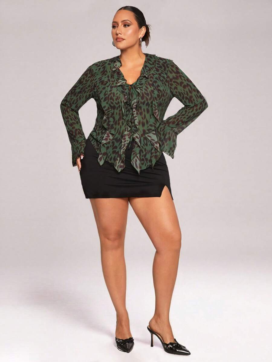 SHEIN BAE 大码女式豹纹荷叶边雪纺长袖衬衫，适合日常穿着、夜间外出、约会、派对、下午茶、音乐会