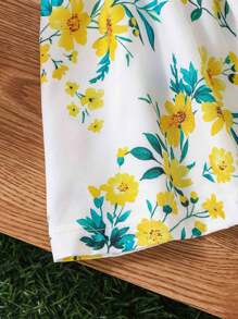 SHEIN Playful Pals Baby Girl Cute Ditsy Floral Strap Chiffon Ruffle Dress, Summer 2024 New - White - View 4