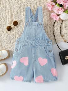 年轻女孩牛仔背带裤，心形印花，粉色，舒适，百搭，休闲，简约，学院风