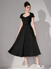 Poshira 女士纯色心形领修身喇叭连衣裙 - 黑色 - 查看 5