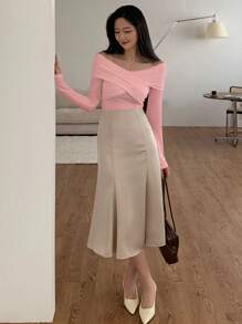 DAZY Women's Long Sleeve Solid Color T-Shirt, Minimalist Fashion, Suitable For Summer,Off Shoulder Top