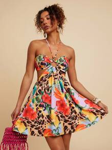 Travachic 女式度假休闲热带植物印花挂脖系腰镂空 A 字连衣裙 - 彩色 - 查看 4