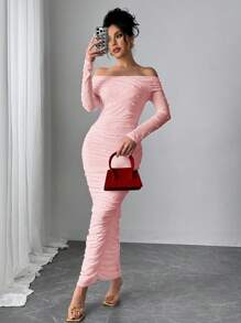 Firerie 女士优雅白色露肩珍珠装饰褶饰修身长裙，适合派对、约会或情人节的浪漫装扮 - 粉色 - 查看 8