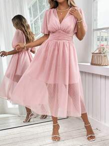 Flirla Vestido Plus Size Romântico Decote Em V Chiffon Pom-Pom Acabamento Cintura Cinto, Primavera/Verão - Rosa - Ver 1