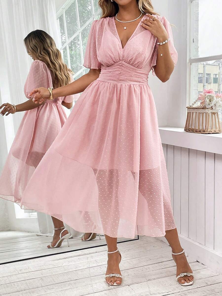 Flirla Vestido Plus Size Romântico Decote Em V Chiffon Pom-Pom Acabamento Cintura Cinto, Primavera/Verão - Rosa - Ver 1