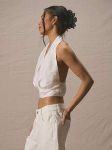 MUSERA 垂褶露背吊带无袖上衣，春夏可爱度假风，90年代优雅假日款 - 白色 - 查看 2