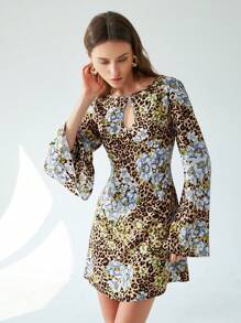 SHEIN Privé Fashionable Youthful Cutout One-Shoulder Collar Bodycon Short Mini Dress With Leopard Patchwork, Flare Sleeve, Slimming Design For Women Fall Cloth For Women - Multicolor - View 4