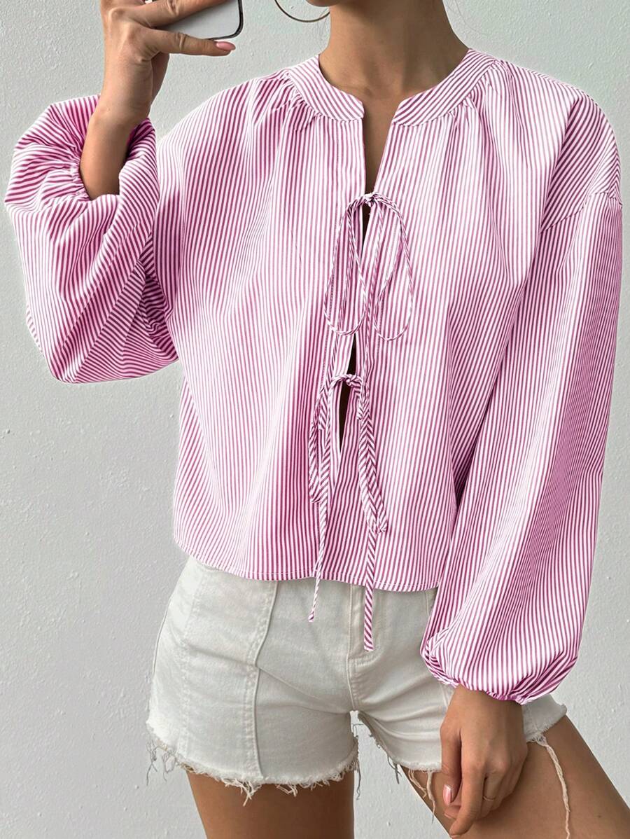 SHEIN Unity 休闲度假拼色条纹系带女式衬衫 - 淺粉色 - 查看 1