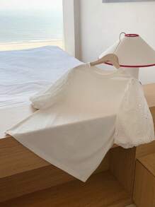 SHEIN EZwear Plus Size White Embroidered Loose T-Shirt, Fashionable For Summer