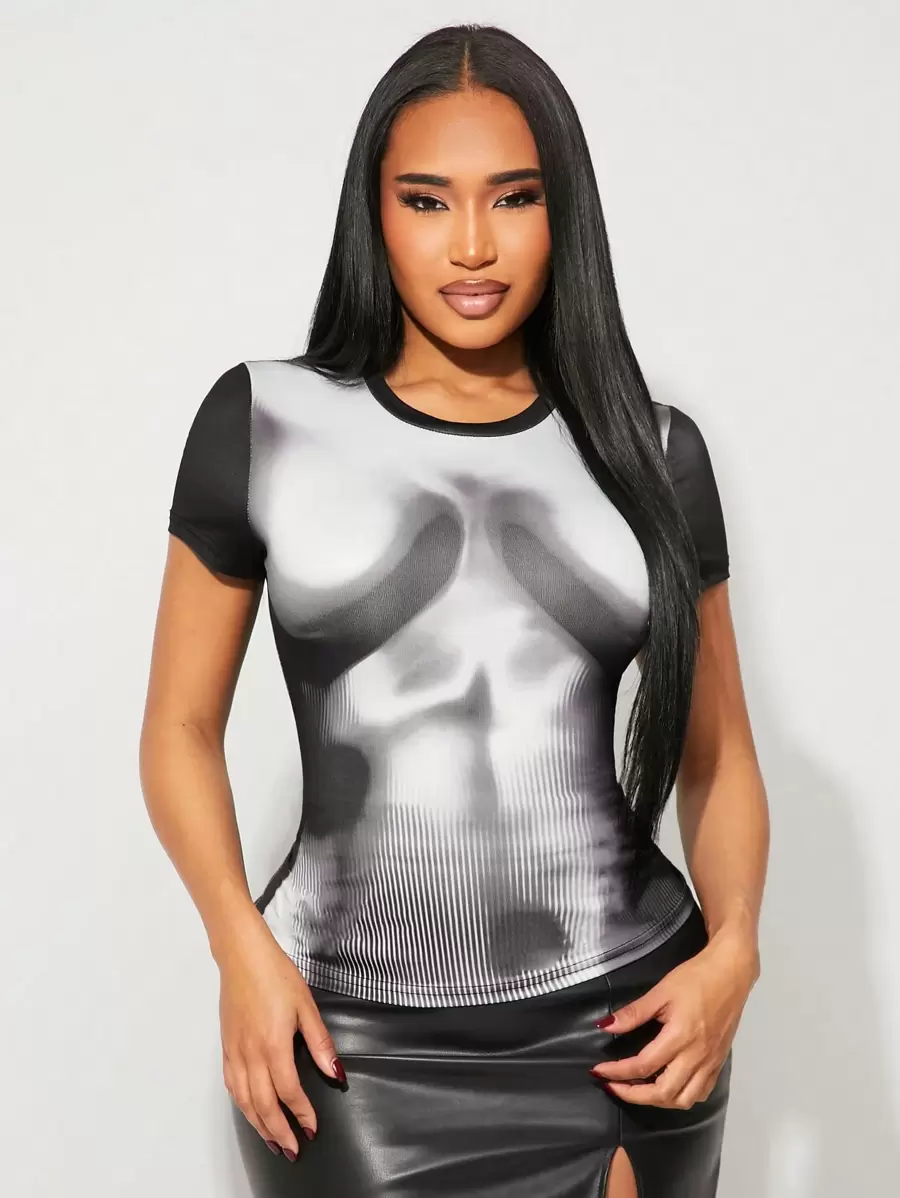 SHEIN SXY 春夏摇滚音乐节街头休闲西式装女款黑色高弹针织身体印花短袖紧身T恤上衣 - 彩色 - 查看 1