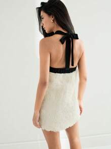 Maija 2025春夏新款休闲时尚度假露背网眼连衣裙 - 杏色 - 查看 3