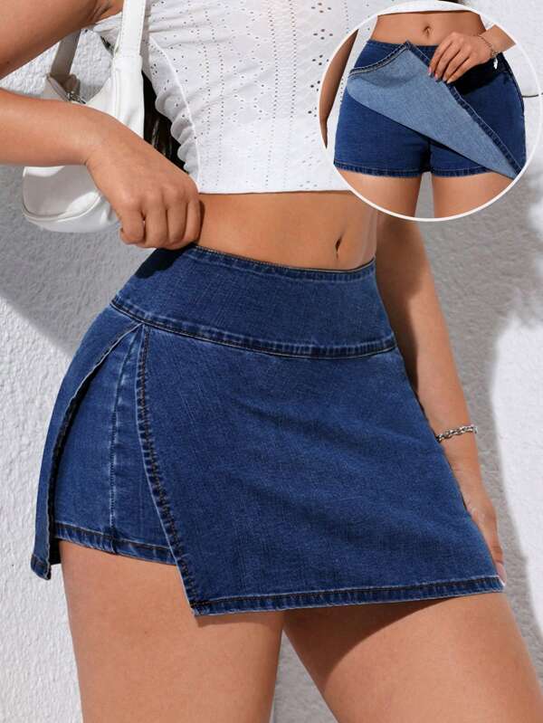 SHEIN EZwear Pantalones cortos vaqueros casuales de mujer con lavado y abertura lateral