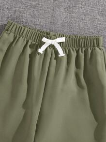 SHEIN 2 件套青少年男孩休闲运动条纹圆领 T 恤和短裤，适合通勤、上学、日常休闲装、运动、春夏 - 軍綠色 - 查看 6