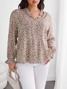 RueChic Women's Floral Pattern V-Neck Curve Plus - Multicolor - View 6