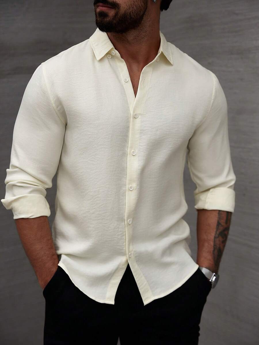 Manfinity Homme 条纹长袖休闲衬衫，适合夏季的简约风格