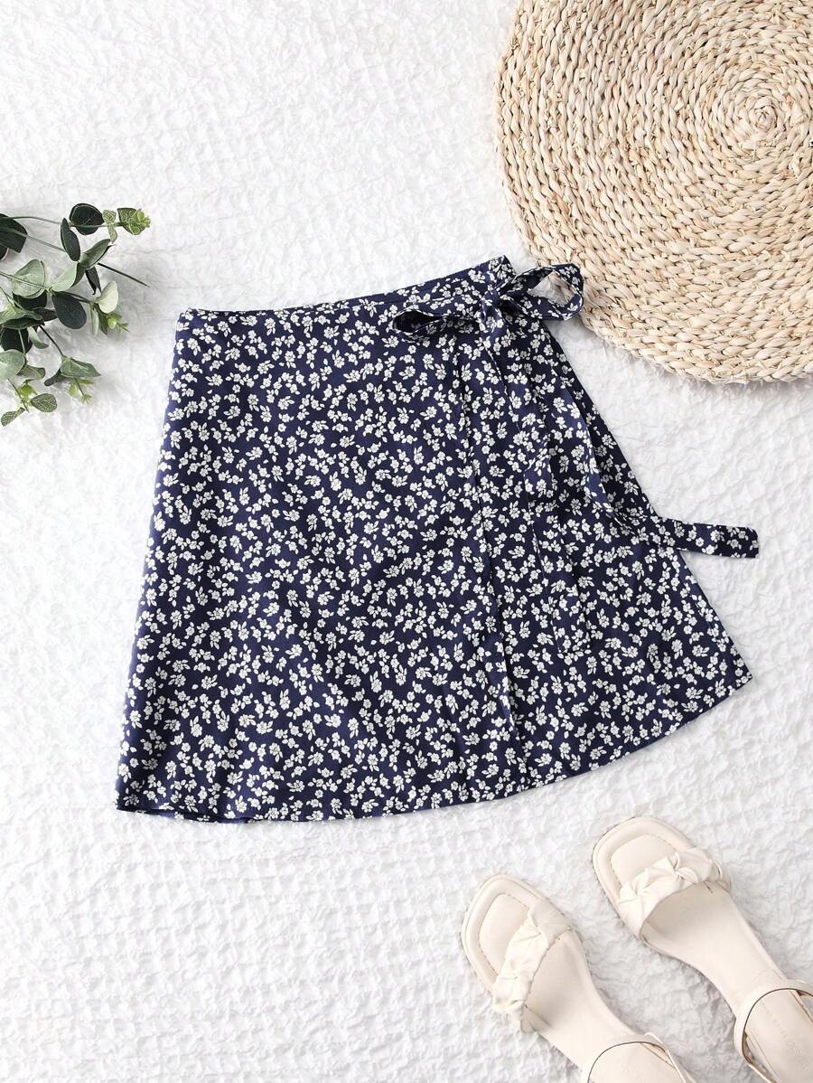 SHEIN Unity Váy suông hở eo họa tiết hoa nhỏ xinh xắn cho kỳ nghỉ - Màu xanh hải quân - Xem 1