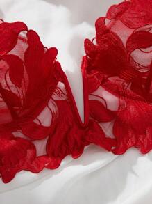 Esselle 2pcs/Set French Classic V-Shape Sexy Bra & Panty Lingerie Set - Red - View 5