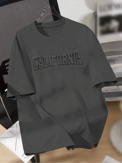 SHEIN Teen Boys Casual Drop Shoulder Short Sleeve Top With Embossed English Text