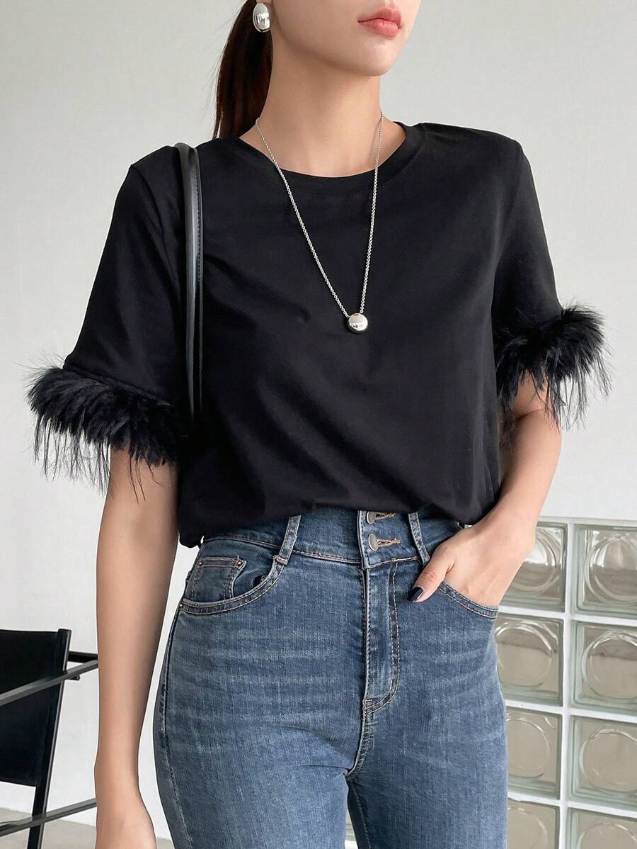 DAZY Camiseta de cuello redondo con puños de felpa, estilo preppy - Negro - Ver 1