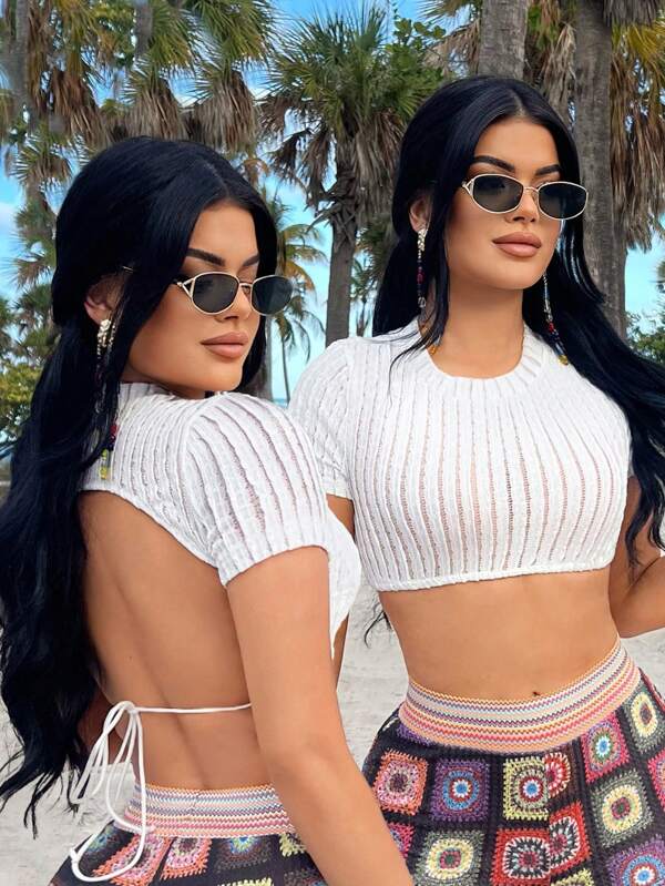 SHEIN SXY Women Summer Beach Solid Color Round Neck Short Sleeve Back Hollow Cropped Slim Fit Sexy T-Shirt,Summer Outfits For Women,Vacation Outfits Woman,Concert Outfit Women,Rave ,Backless Top,Coquette,Going Out Outfits,Ibiza Outfits,Gyaru,Mesh,Sexy