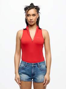 SUMWON WOMEN Low Rise Denim Shorts For Summer, Contrast Stitch Classic Mini Jean Shorts With Side Pockets, Casual Beach Festival Cut-Offs, Street Style