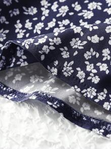 SHEIN Unity Váy suông hở eo họa tiết hoa nhỏ xinh xắn cho kỳ nghỉ - Màu xanh hải quân - Xem 7