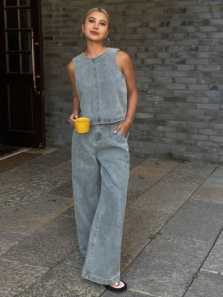 Women's Casual Loose Fit Round Neck Vest And Denim Jeans Set
