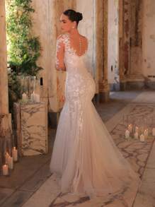 Glamrae Elegant Luxurious Embroidery Lace Applique Contrast Mesh Fishtail Dress With Train, Suitable For Wedding, Birthday Party, Single's Party, Vacation, Ball, Bridal Gown, Bride