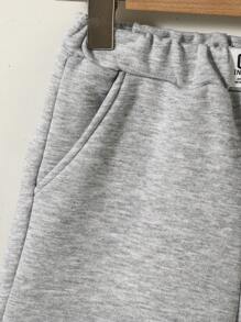 SHEIN Tween Boy Casual Comfortable Patched Solid Color Slant Pocket Shorts - Grey - View 5