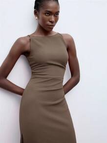 Maija 2025 年夏季新款摩卡色细肩带露肩褶饰腰部连衣裙，商务休闲日常通勤优雅，适合海滩度假、婚礼嘉宾、乡村音乐节、早午餐、机场，90 年代复古风格