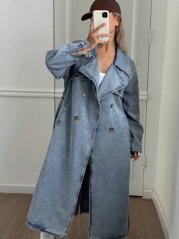 DAZY Women's Fashion Washed Double-Breasted Denim Jacket