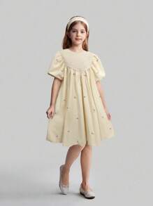 Maija Kids Maija Kids Tween 女童针织刺绣纹理面料泡泡短袖 A 字休闲度假连衣裙 - 米色 - 查看 1