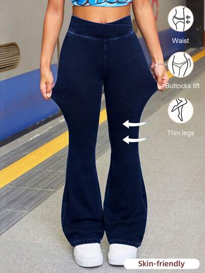 SHEIN 少女时尚休闲蓝色牛仔日常运动基础款弹力修身喇叭牛仔裤，柔软舒适，适合日常穿着，四季皆宜。