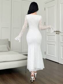 Modelyn 女士蕾丝拼布喇叭袖紧身美人鱼晚礼服，优雅性感