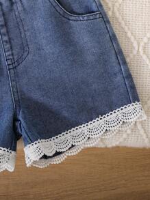 SHEIN Vintaside Kids 2 件套女婴刺绣蕾丝荷叶边衬衫 + 花卉牛仔短裤套装，夏季 - 白色 - 查看 10