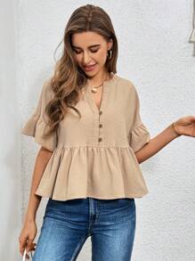 SHEIN Essnce 休閒質感割角領半扣設計荷葉邊上衣,適用於家居穿著 - 卡其色 - 查看 1