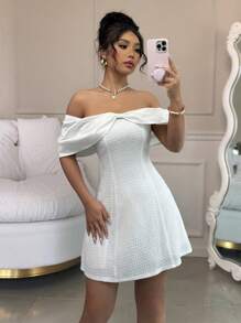 Chiquease Vestido corto casual elegante de mujer con hombros descubiertos - Blanco - Ver 1