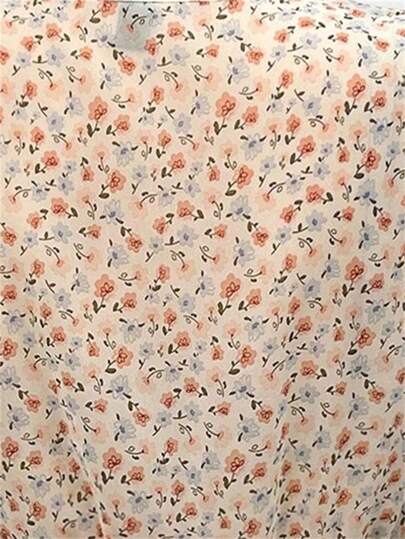 SHEIN Plus Size Women's Boho Holiday Floral Print V-Neck Ruffle Sleeve Elegant Blouse Peplum Top, For Summer