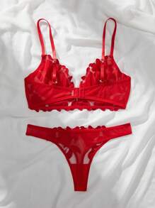 Esselle 2pcs/Set French Classic V-Shape Sexy Bra & Panty Lingerie Set - Red - View 2