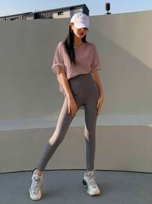 DAZY Letter Patched Detail Split Hem Drop Shoulder Tee - Pink - View 3